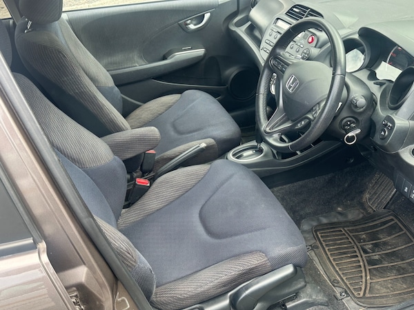 Used Honda Jazz 2014 for sale - 75558925: Photo 7