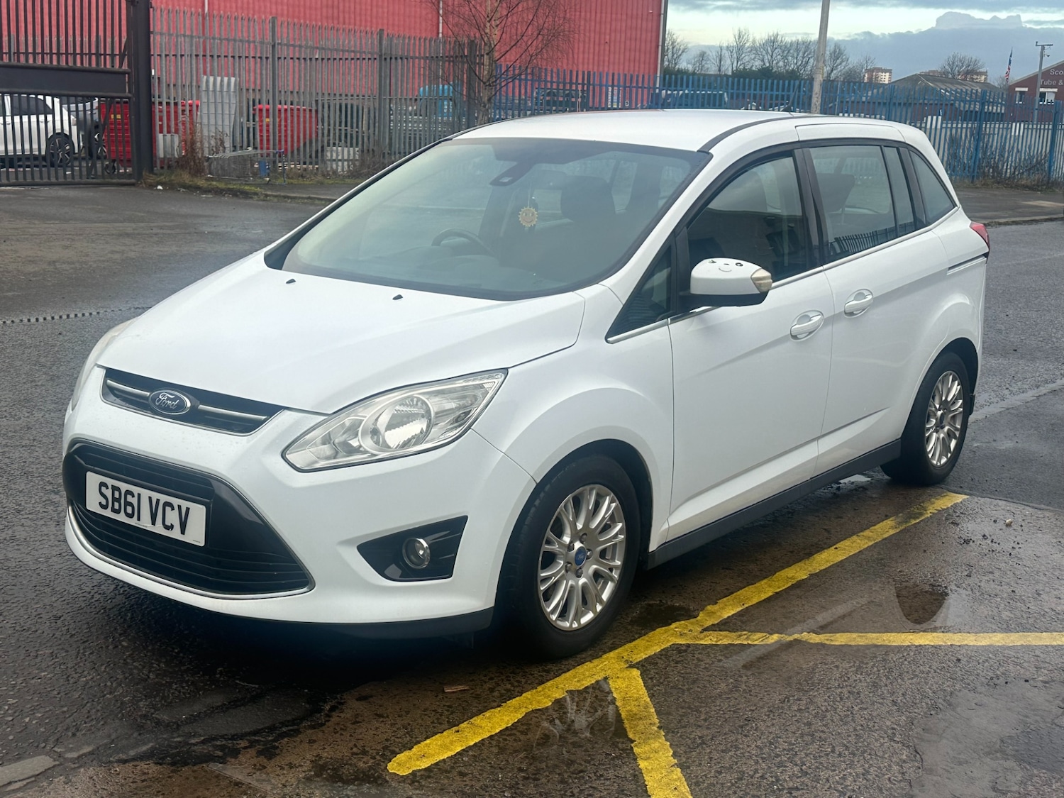 Used Ford Grand C-Max 2012 for sale - 77395074: Photo 20