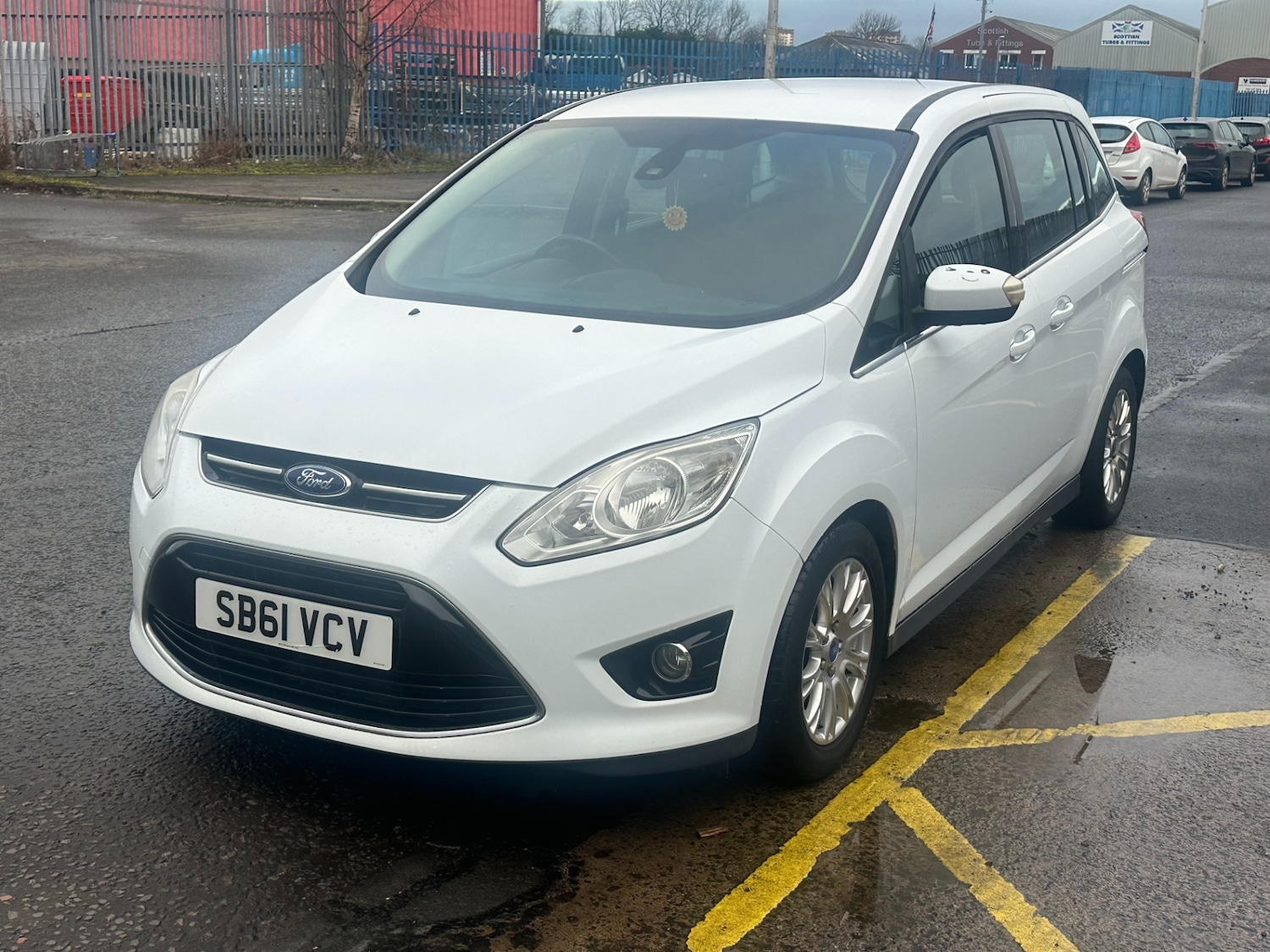 Used Ford Grand C-Max 2012 for sale - 77395074: Photo 3