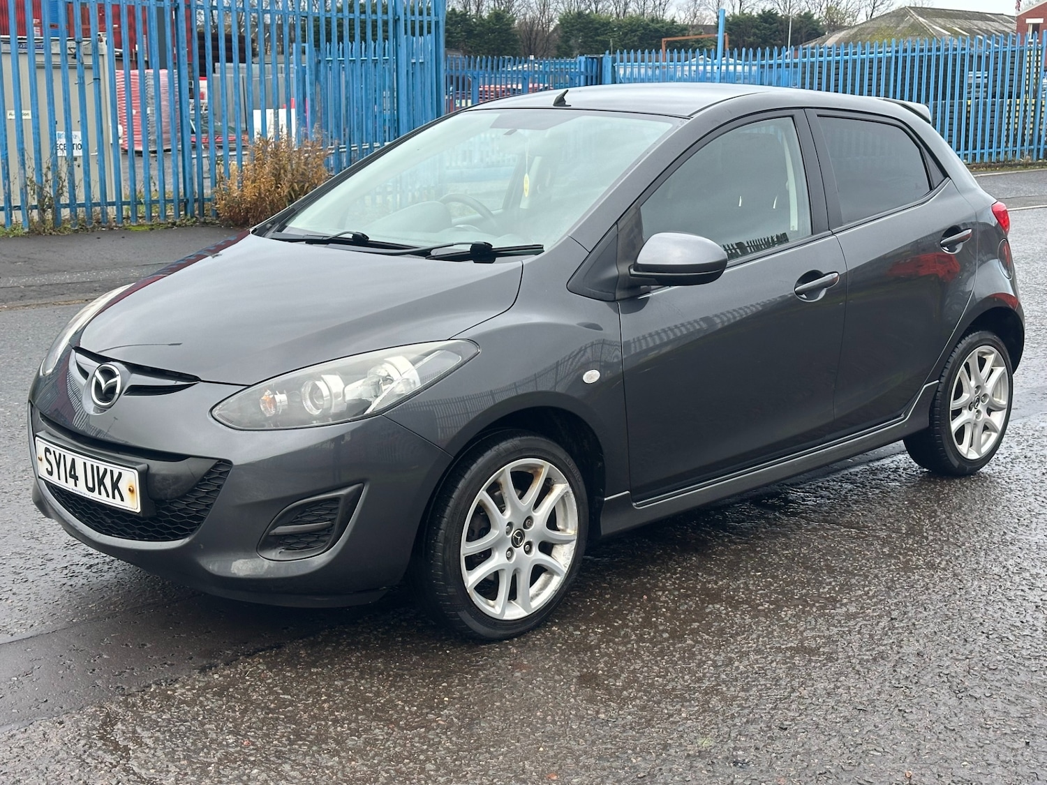 Used Mazda Mazda2 2014 for sale - 76982940: Photo 19