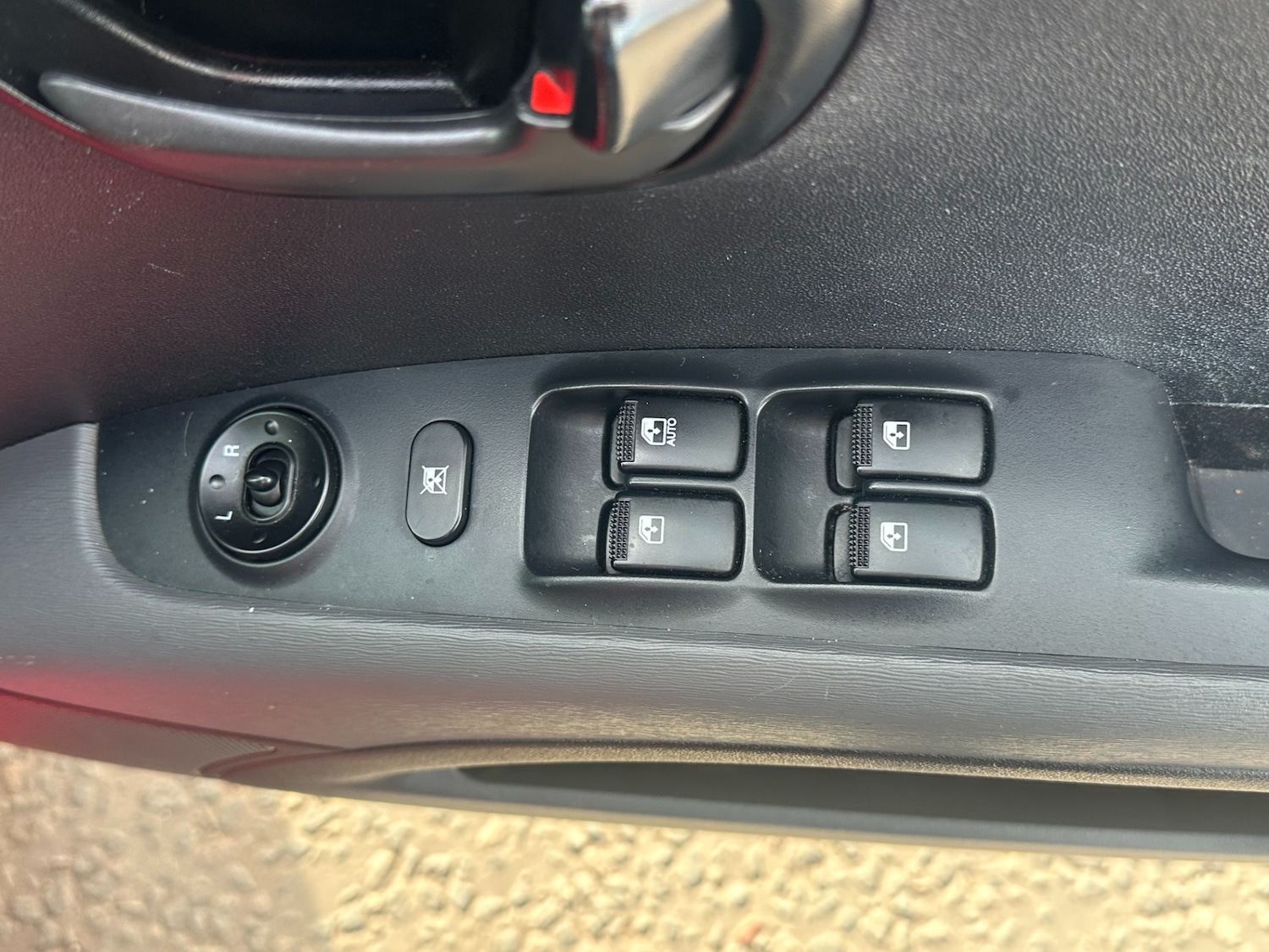 Used Hyundai i10 2011 for sale - 77902777: Photo 11