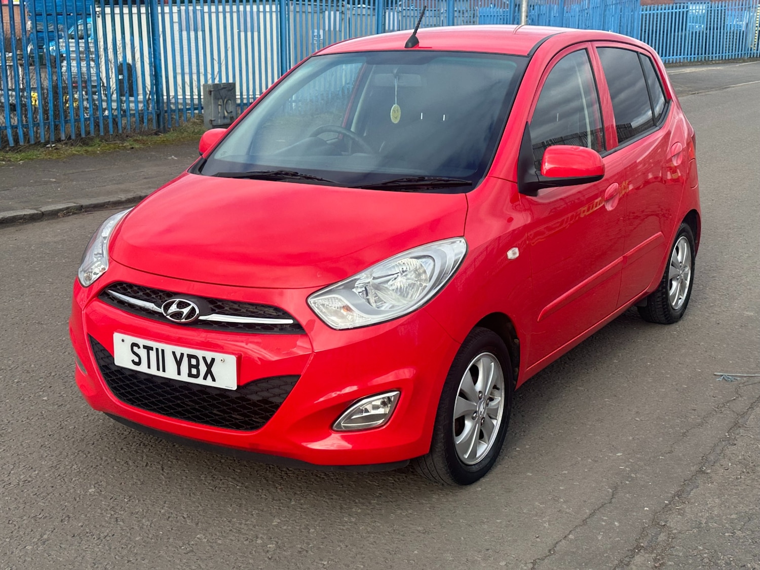 Used Hyundai i10 2011 for sale - 77902777: Photo 3