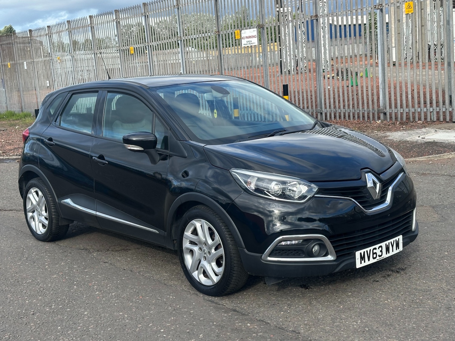 Used Renault Captur 2013 for sale - 76117262: Photo 4