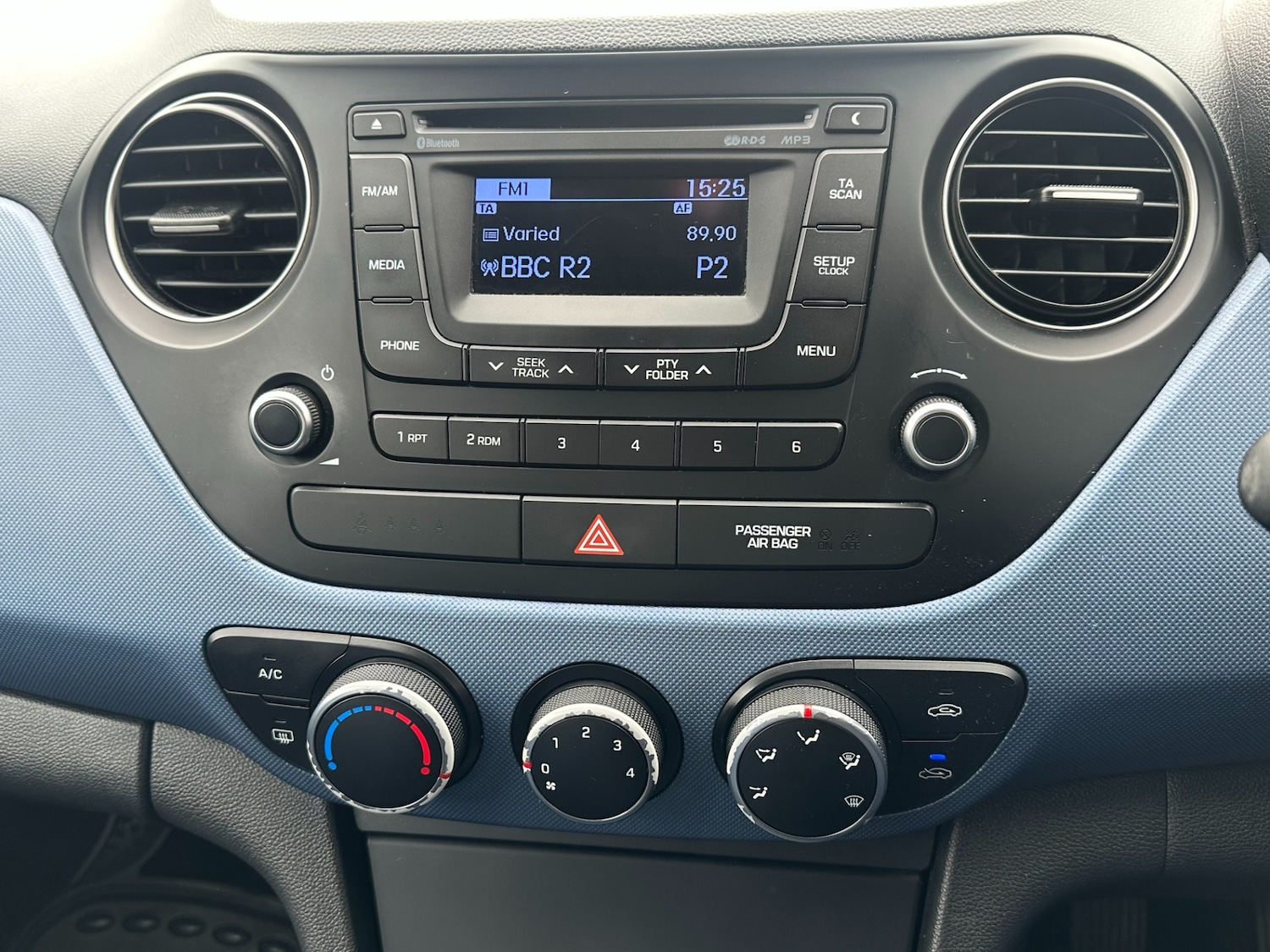 Used Hyundai i10 2015 for sale - 76070507: Photo 12