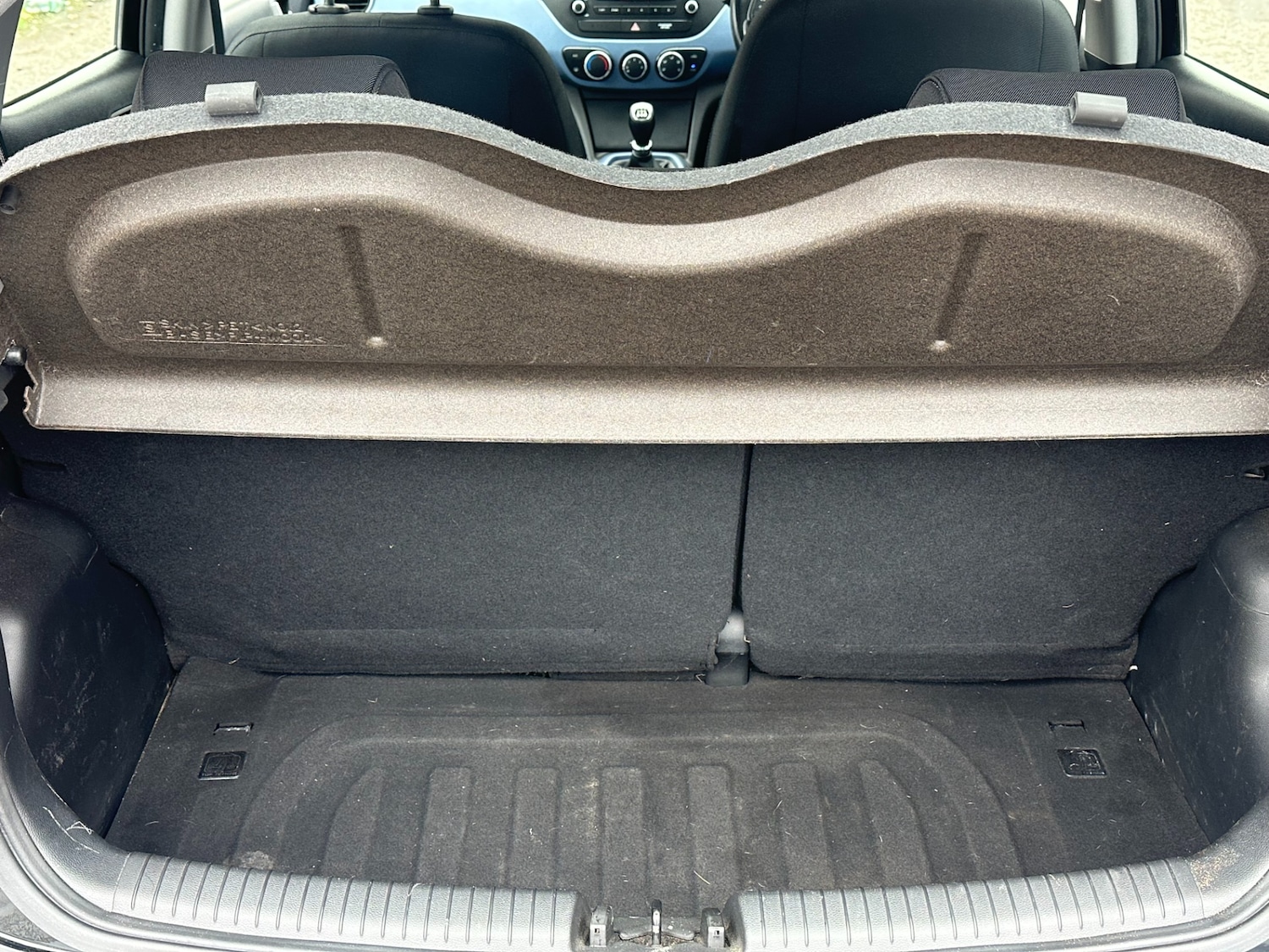 Used Hyundai i10 2015 for sale - 76070507: Photo 18