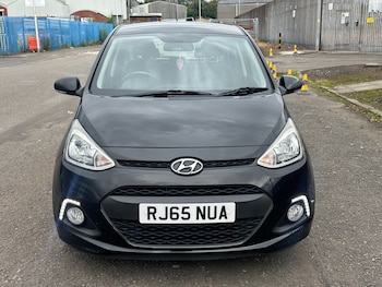 Used Hyundai i10 2015 for sale - 76070507: Photo 2