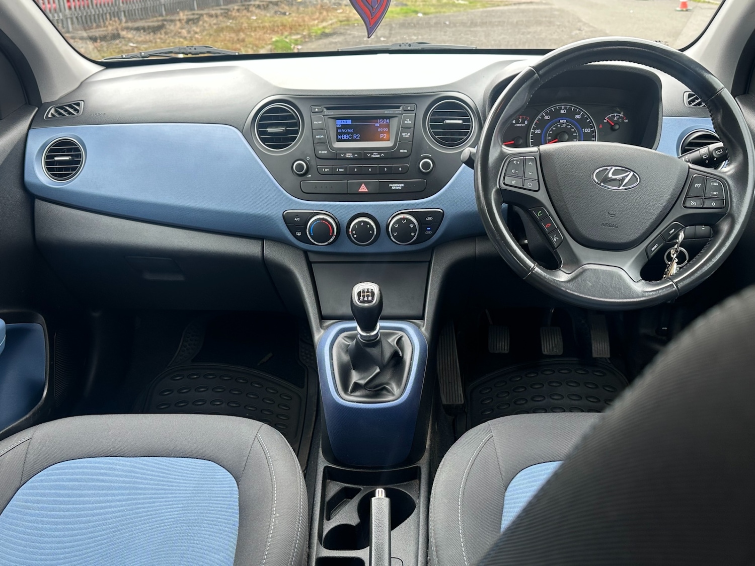 Used Hyundai i10 2015 for sale - 76070507: Photo 9