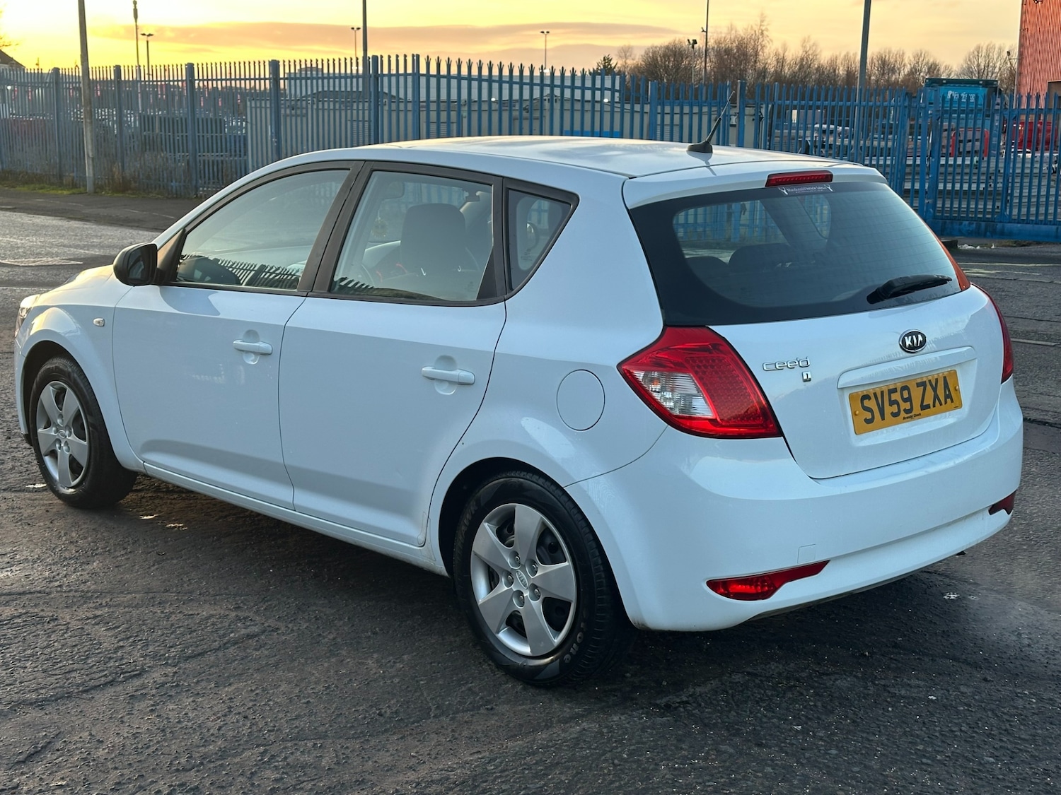 Used Kia Ceed 2009 for sale - 77047864: Photo 4
