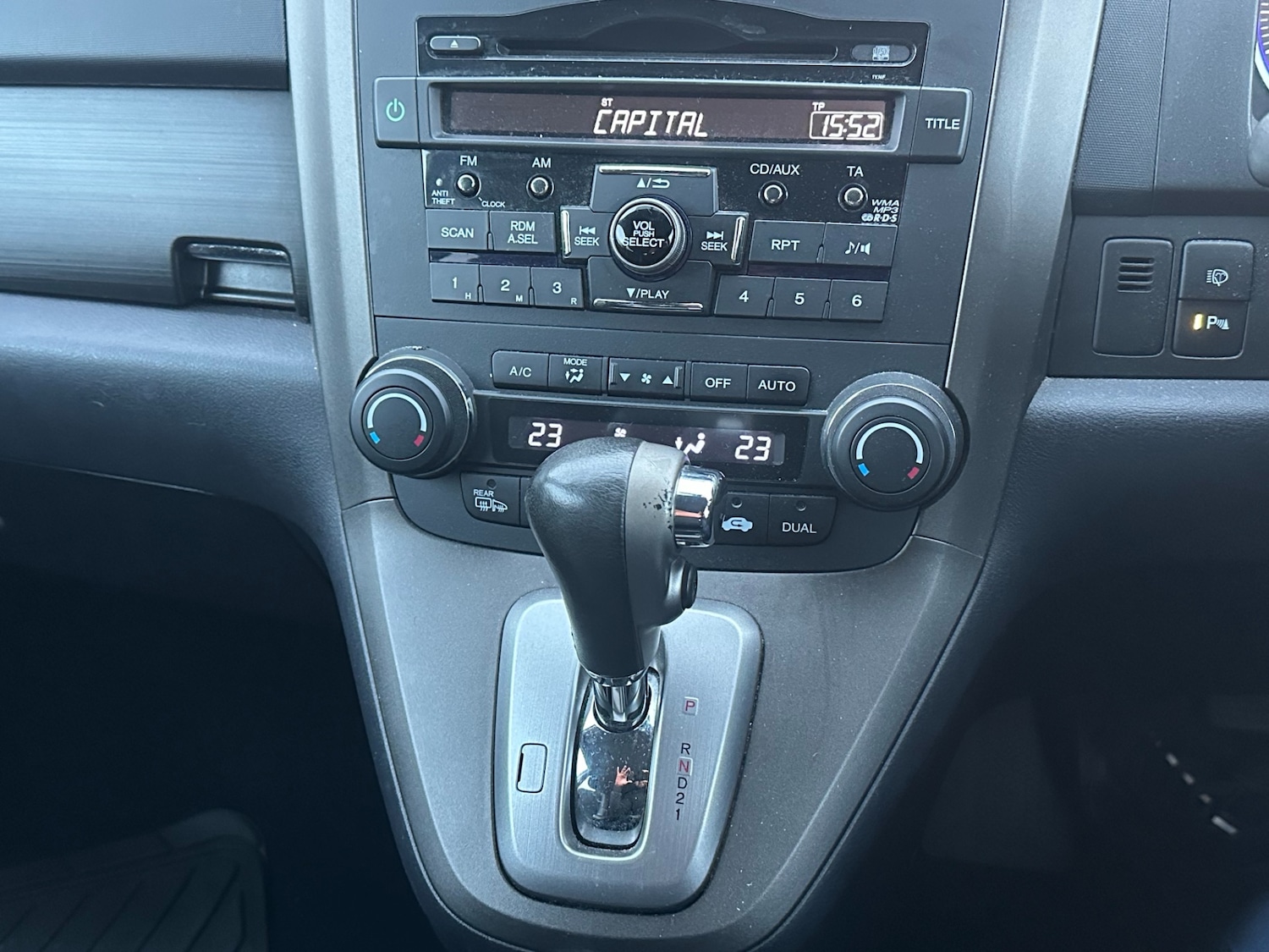 Used Honda CR-V 2011 for sale - 76589063: Photo 11