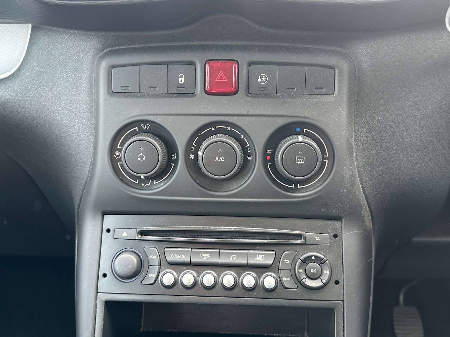 Used Citroen C3 Picasso 2013 for sale - 77072919: Photo 13