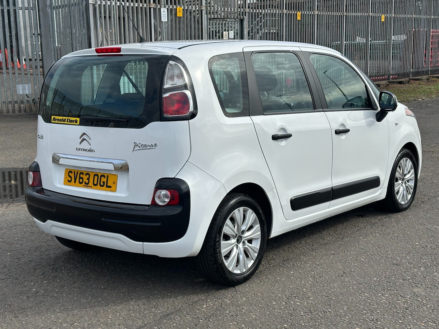 Used Citroen C3 Picasso 2013 for sale - 77072919: Photo 8