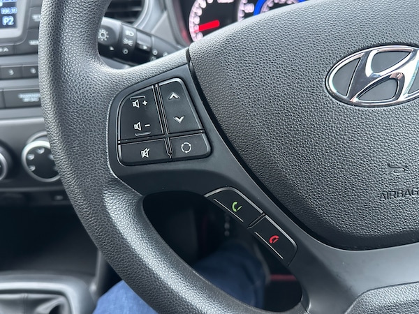Used Hyundai i10 2018 for sale - 76293311: Photo 13