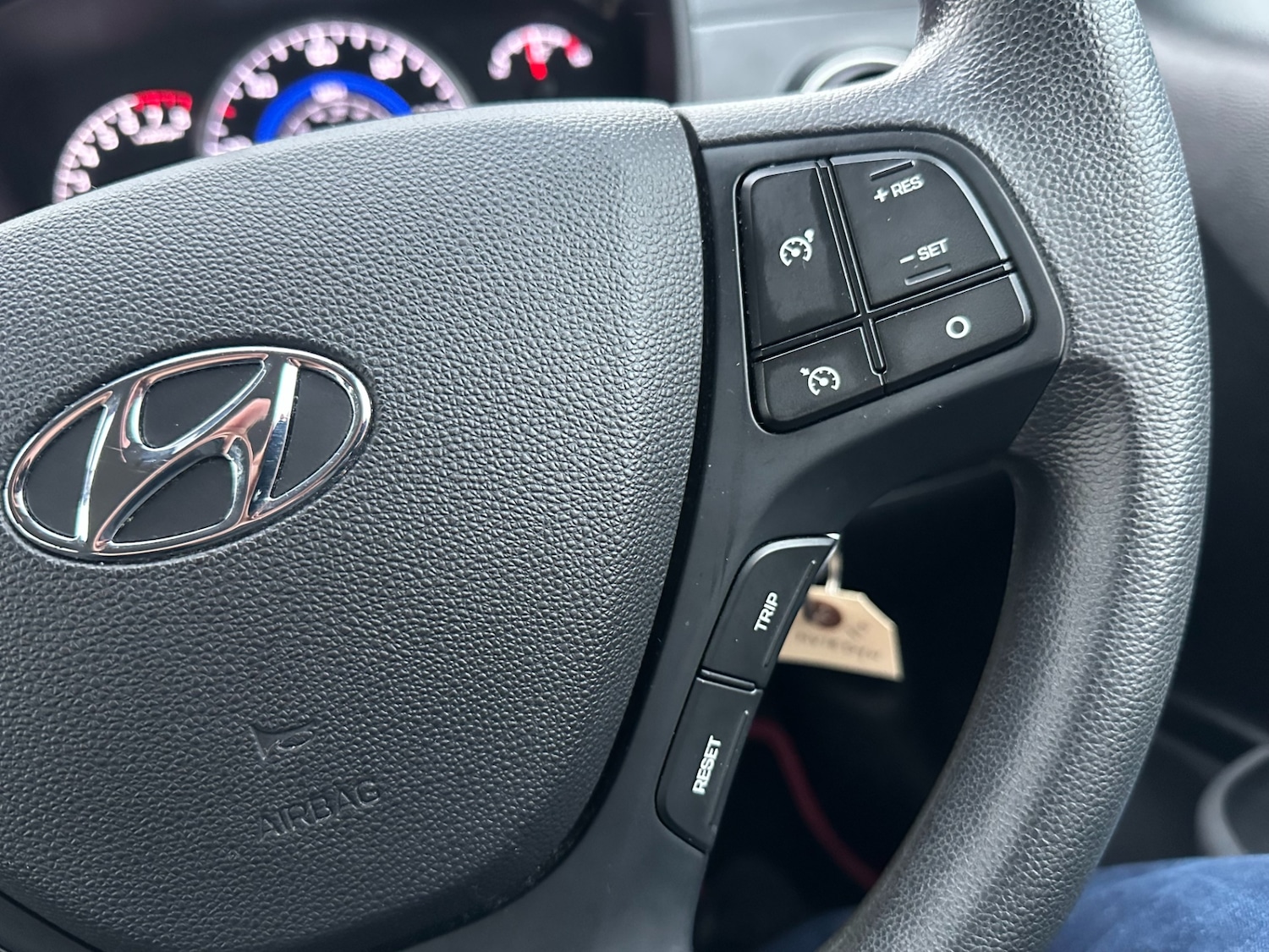 Used Hyundai i10 2018 for sale - 76293311: Photo 14