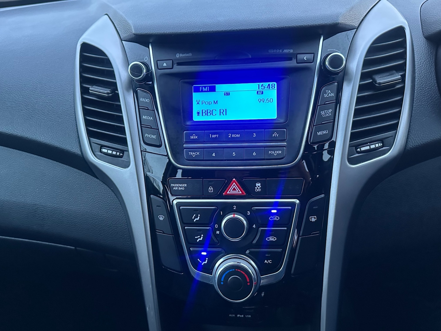 Used Hyundai i30 2015 for sale - 76722430: Photo 13