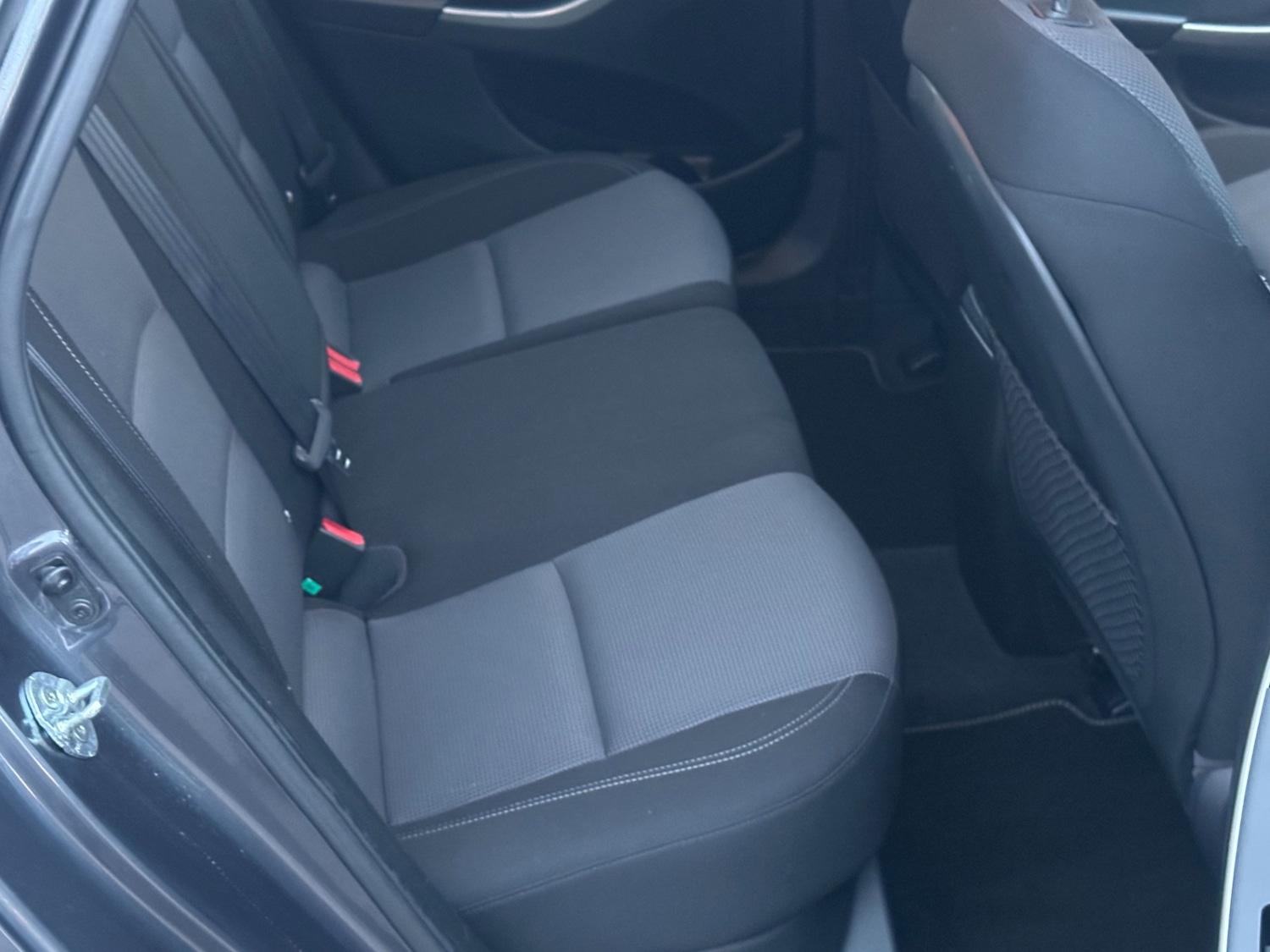 Used Hyundai i30 2015 for sale - 76722430: Photo 8