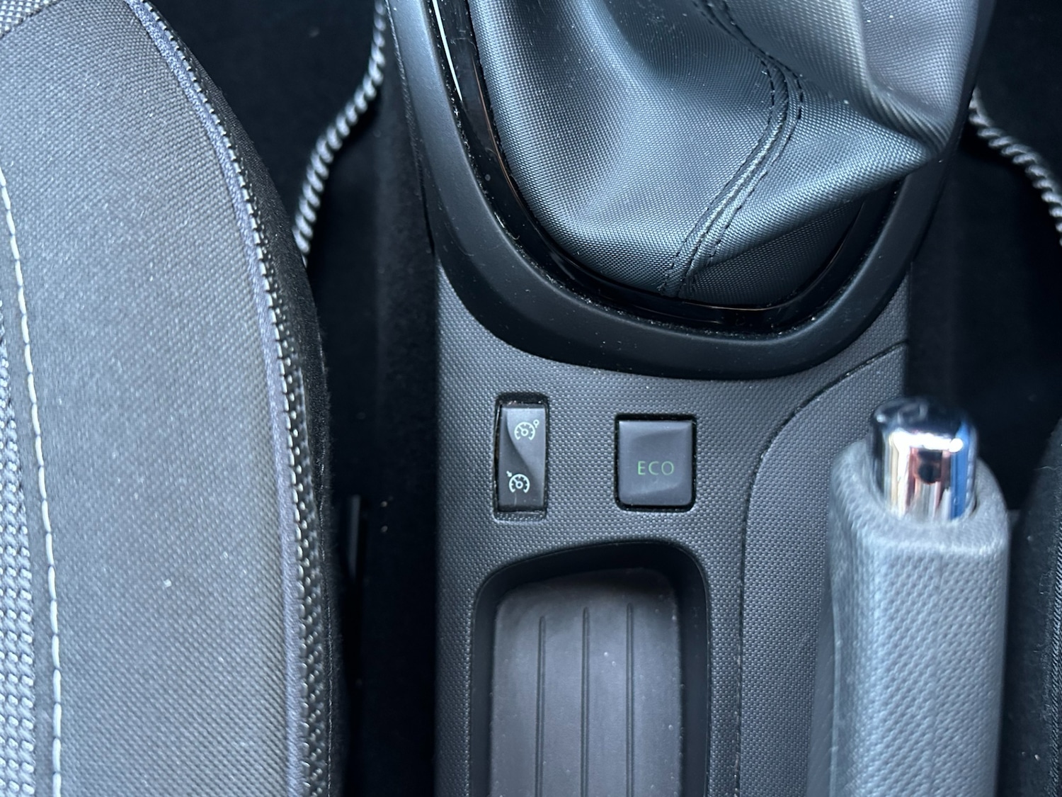 Used Renault Captur 2014 for sale - 76161704: Photo 14