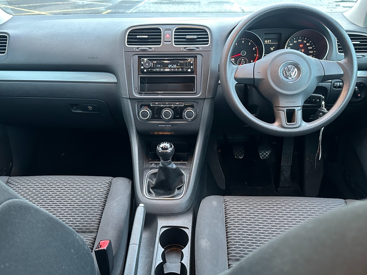 Used Volkswagen Golf 2010 for sale - 77563332: Photo 10