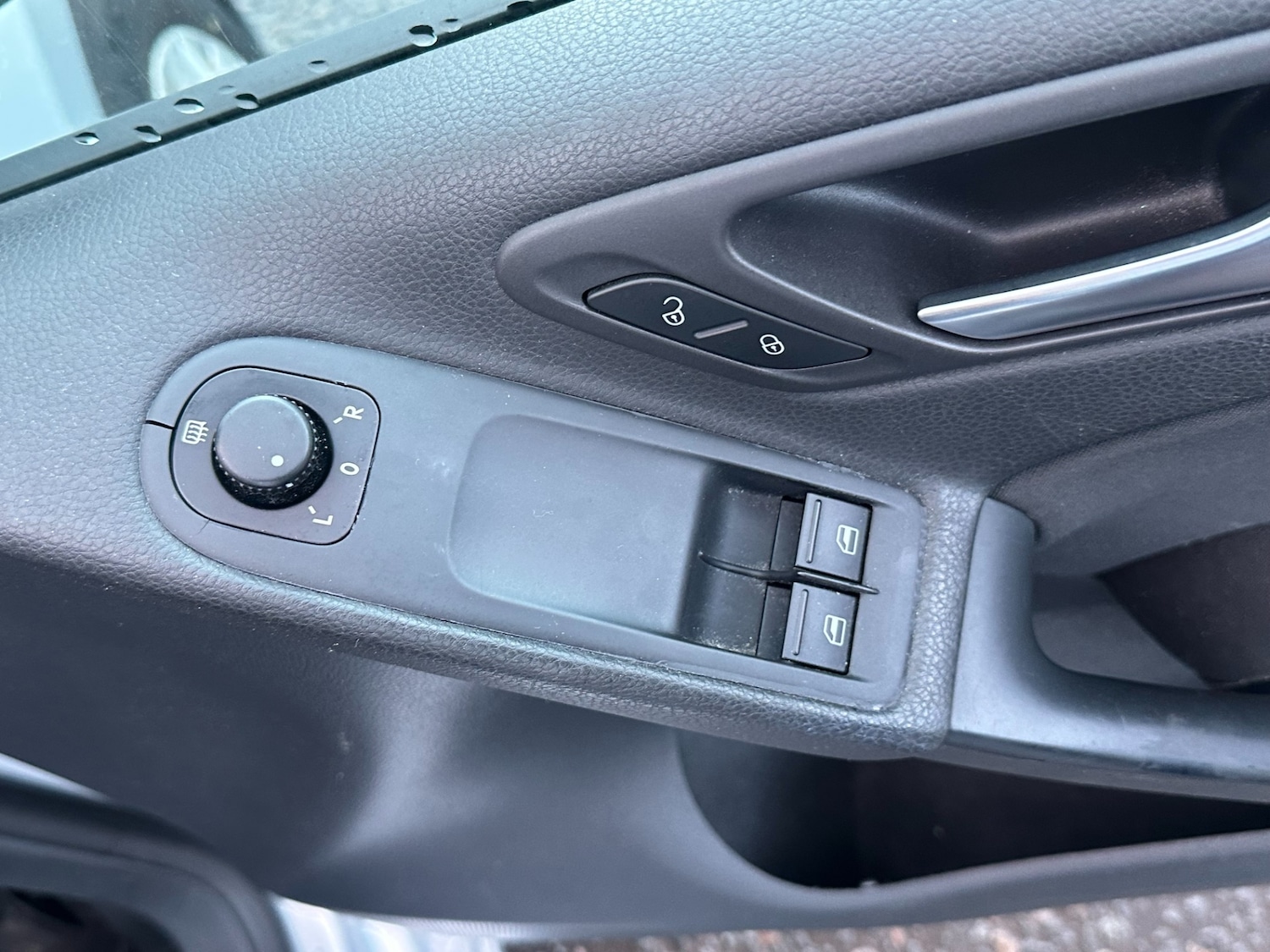 Used Volkswagen Golf 2010 for sale - 77563332: Photo 15