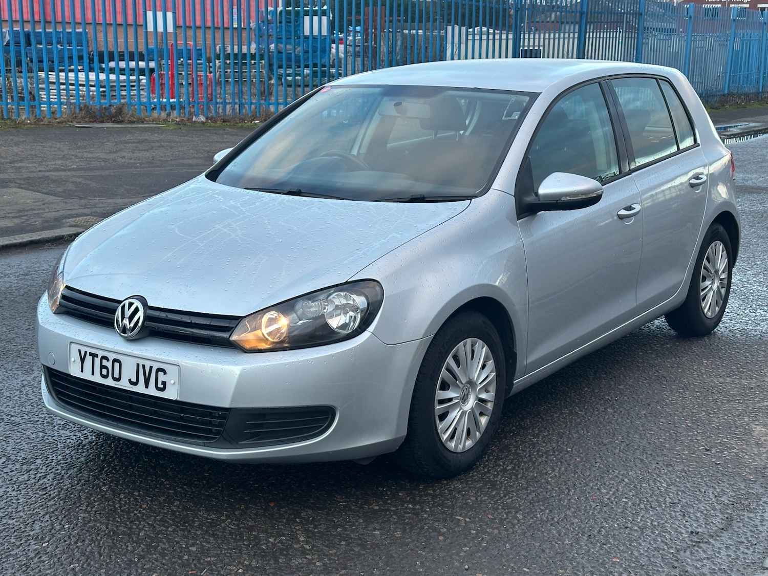 Used Volkswagen Golf 2010 for sale - 77563332: Photo 3