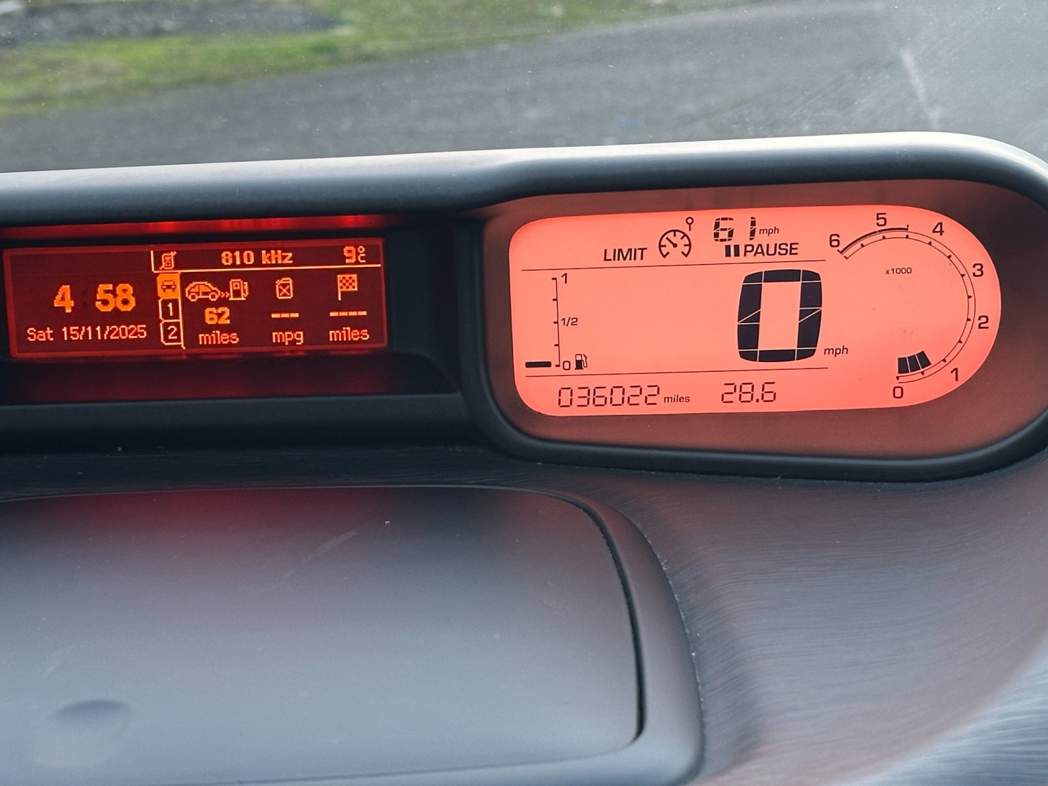 Used Citroen C3 Picasso 2015 for sale - 76606110: Photo 11