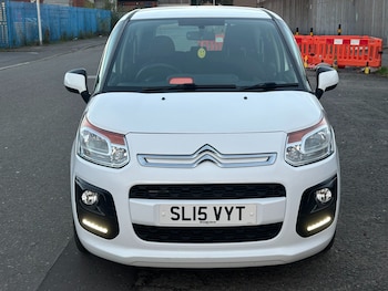 Used Citroen C3 Picasso 2015 for sale - 76606110: Photo
