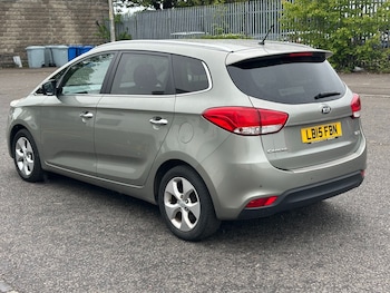Used Kia Carens 2015 for sale - 78762633: Photo