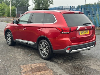Used Mitsubishi Outlander 2016 for sale - 79113542: Photo