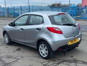 Used Mazda Mazda2 2012 for sale - 74031052: Photo