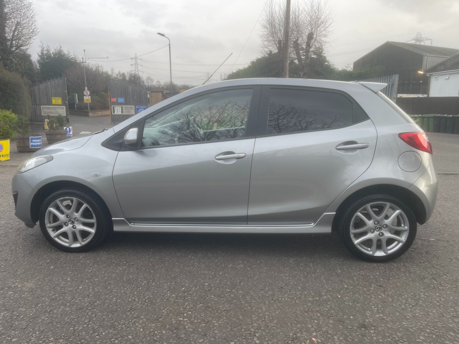 Used Mazda Mazda2 2013 for sale - 78123243: Photo 8