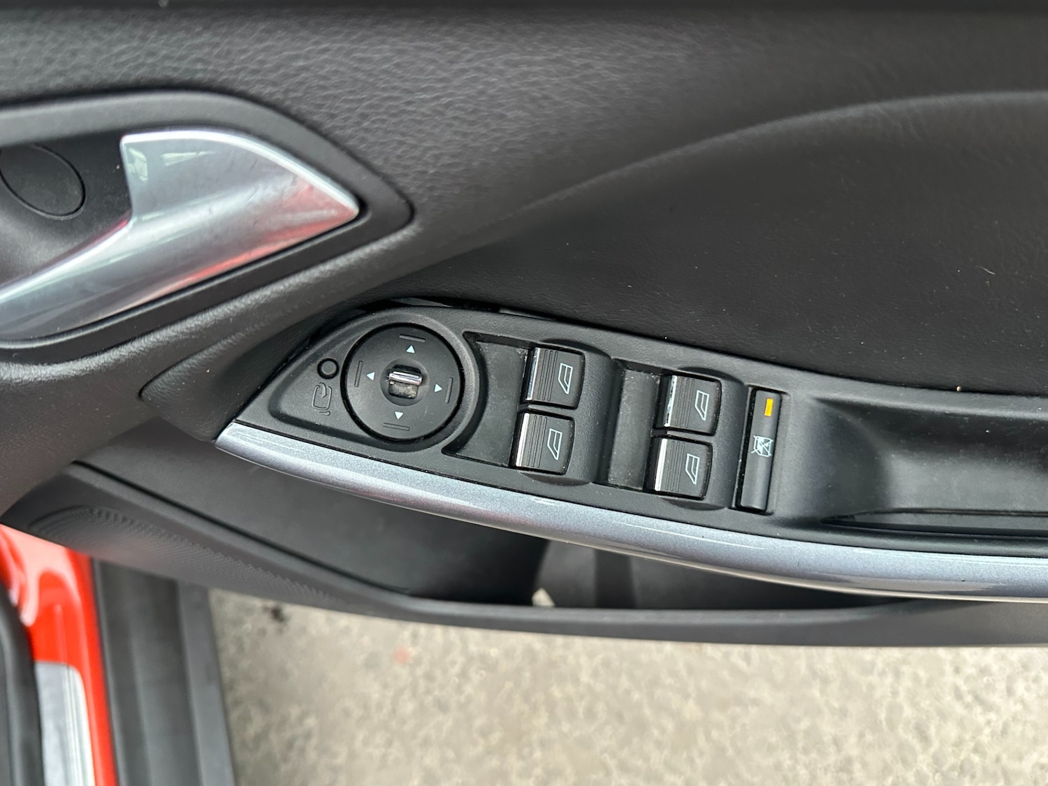 Used Ford Focus 2012 for sale - 76293297: Photo 16