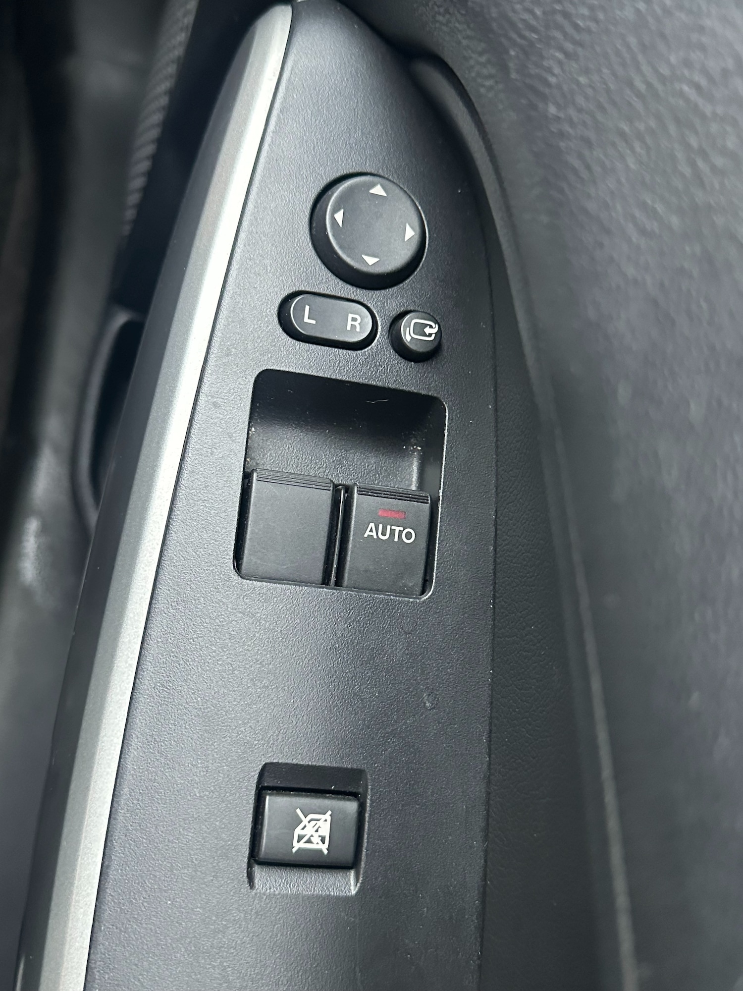 Used Mazda Mazda2 2013 for sale - 77483621: Photo 17