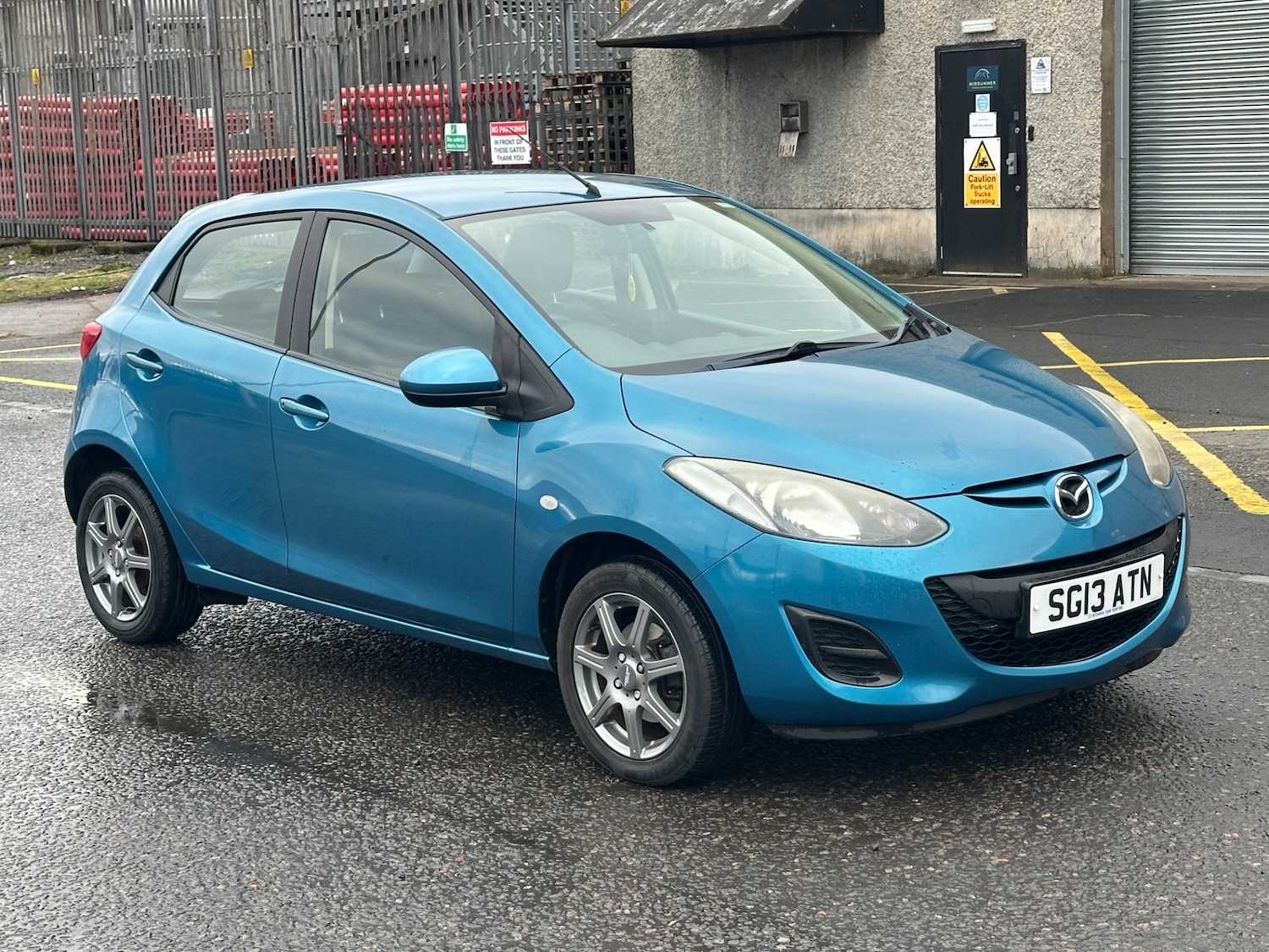 Used Mazda Mazda2 2013 for sale - 77483621: Photo 19