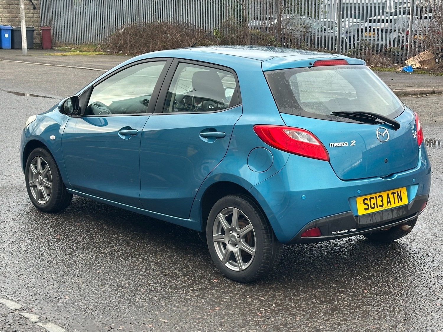 Used Mazda Mazda2 2013 for sale - 77483621: Photo 4