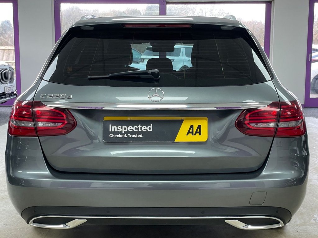 Used Mercedes-Benz C Class 2018 for sale - 77122204: Photo 10