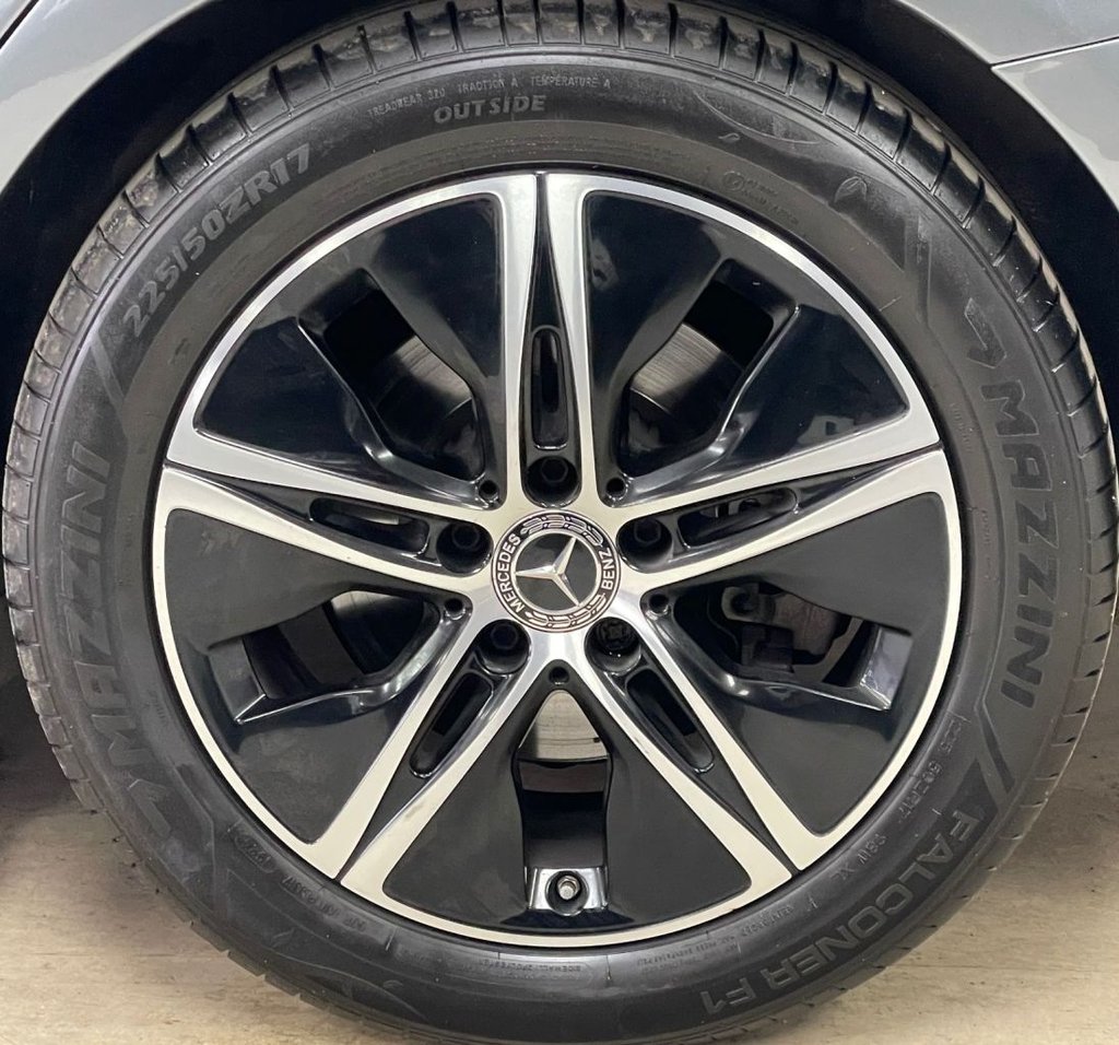 Used Mercedes-Benz C Class 2018 for sale - 77122204: Photo 17