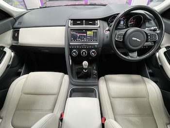Used Jaguar E-Pace 2018 for sale - 77038150: Photo