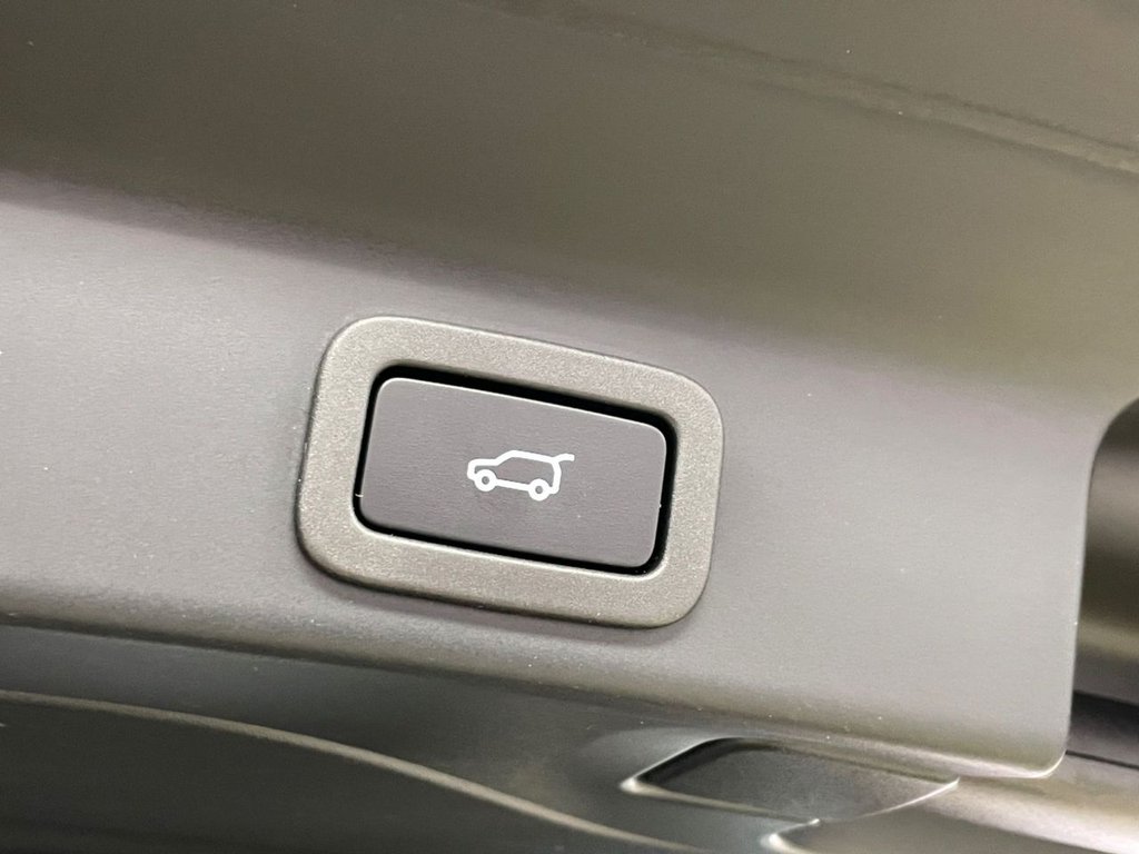 Used Jaguar F-Pace 2022 for sale - 77703773: Photo 18