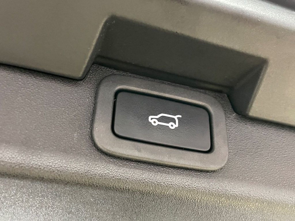 Used Land Rover Discovery 2017 for sale - 77369341: Photo 19