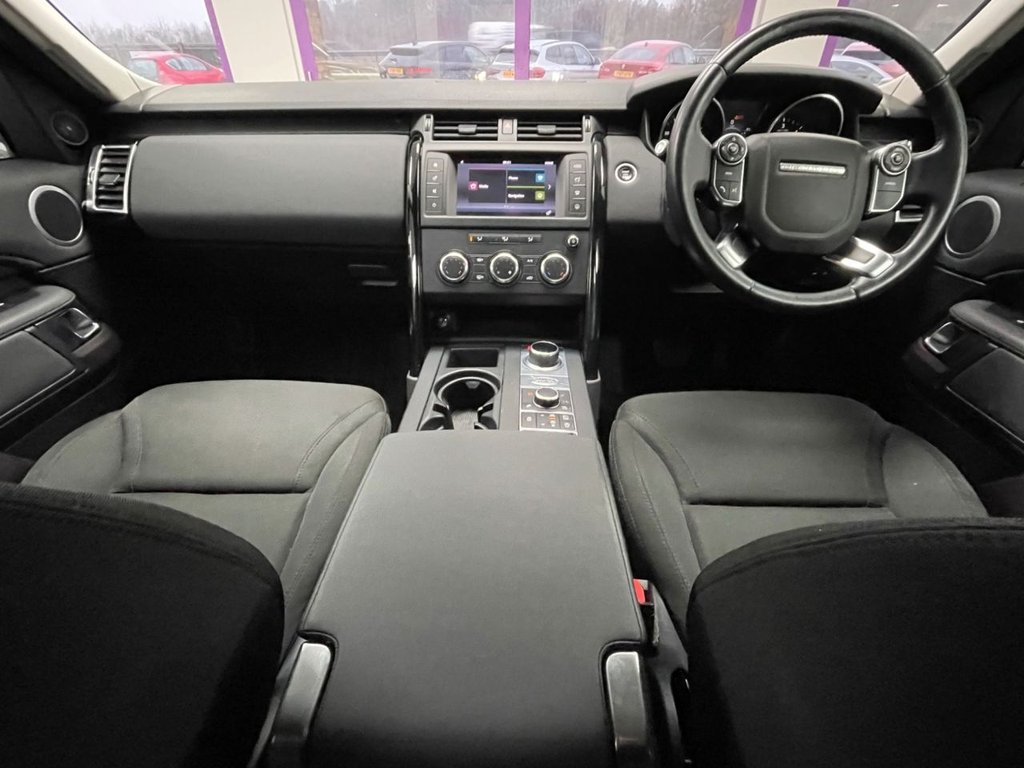 Used Land Rover Discovery 2017 for sale - 77369341: Photo 2