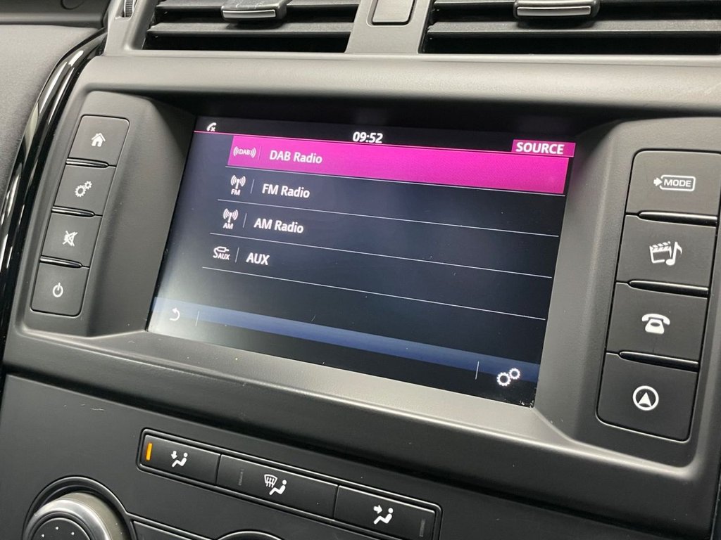 Used Land Rover Discovery 2017 for sale - 77369341: Photo 39