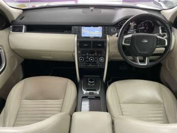 Used Land Rover Discovery Sport 2018 for sale - 75432559: Photo