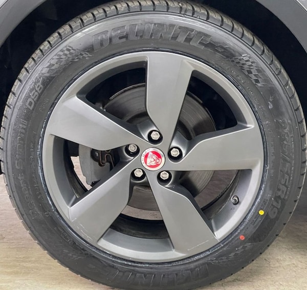 Used Jaguar E-Pace 2019 for sale - 76279352: Photo 18