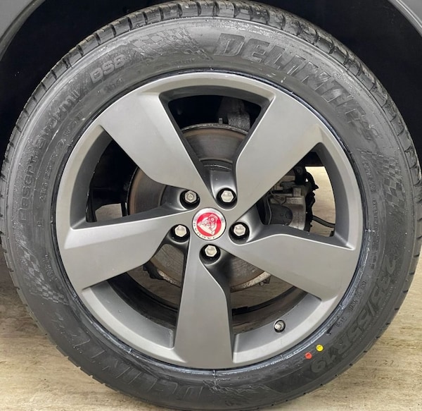 Used Jaguar E-Pace 2019 for sale - 76279352: Photo 19