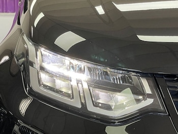 Used Land Rover Discovery Sport 2021 for sale - 77936406: Photo