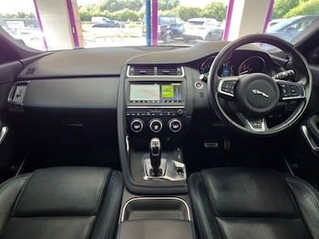 Used Jaguar E-Pace 2019 for sale - 78887774: Photo