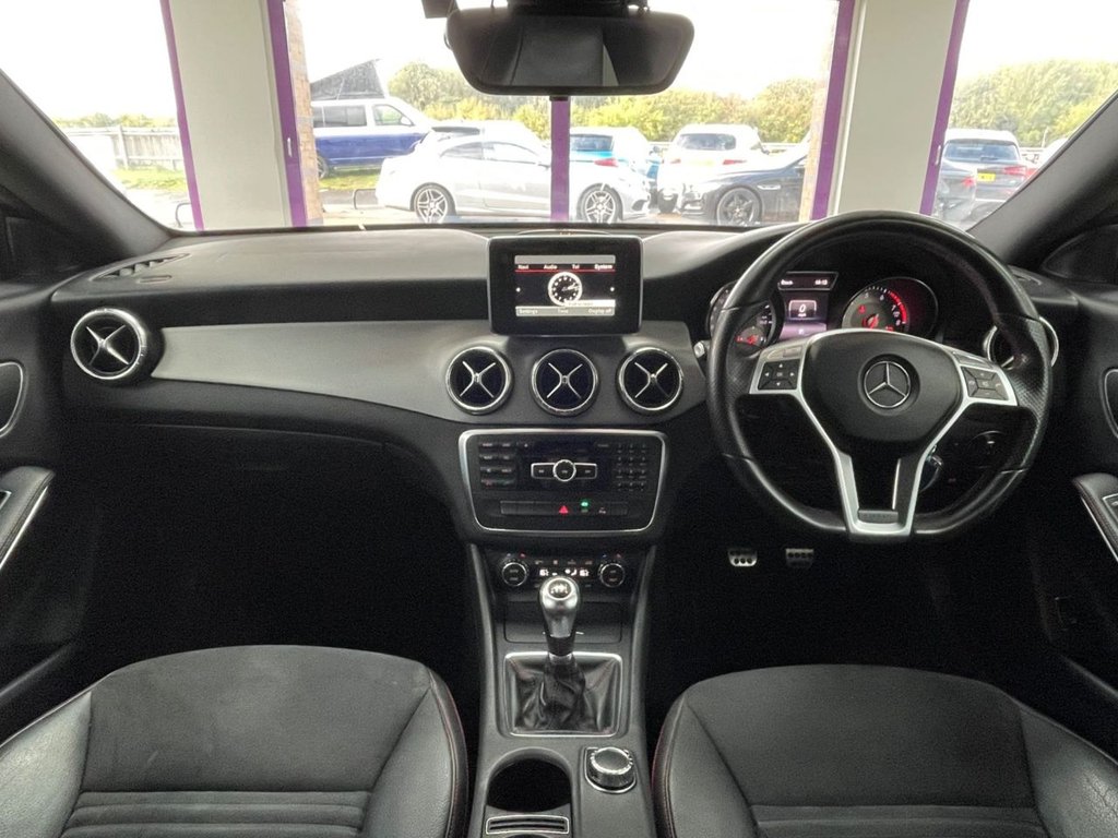 Used Mercedes-Benz CLA 2014 for sale - 76367437: Photo 2