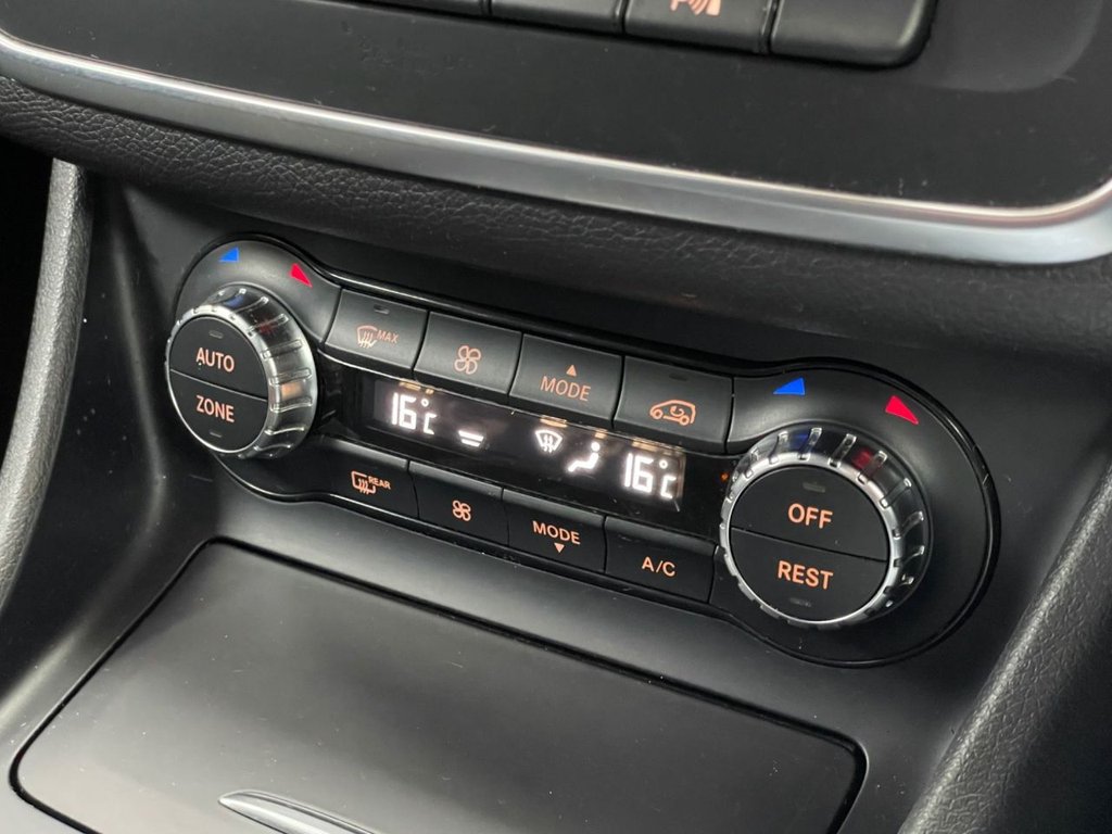 Used Mercedes-Benz CLA 2014 for sale - 76367437: Photo 44