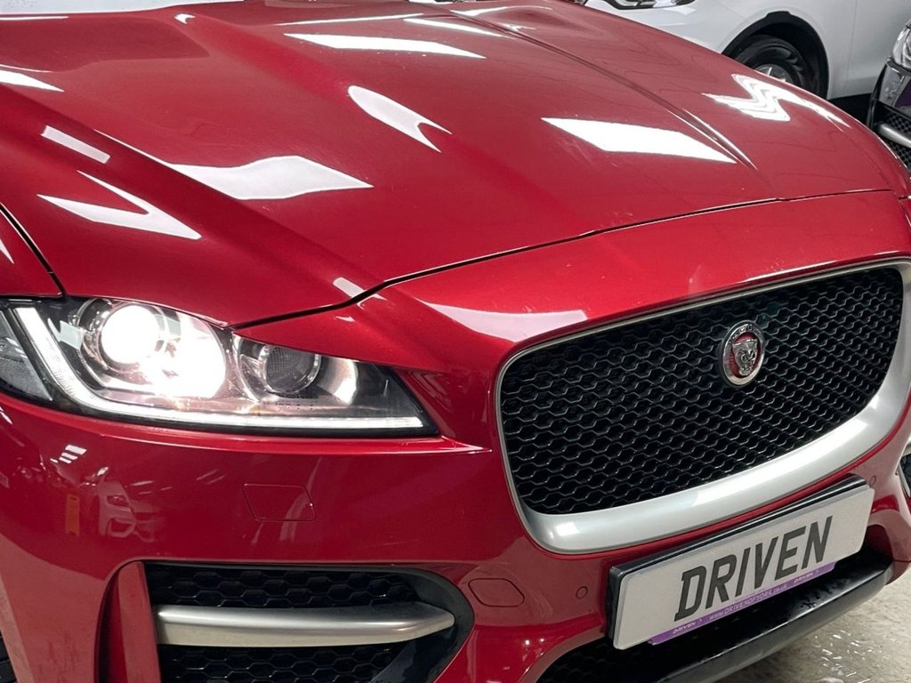 Used Jaguar F-Pace 2019 for sale - 76569964: Photo 4