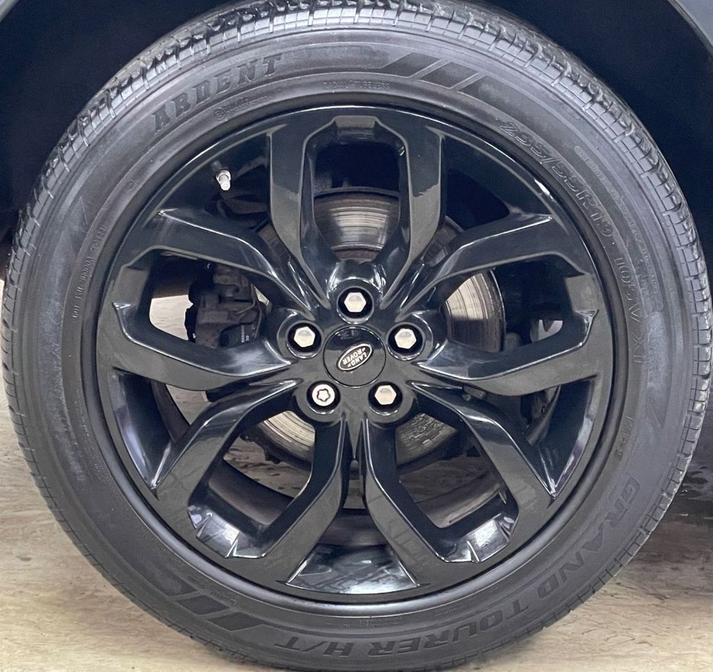 Used Land Rover Discovery Sport 2017 for sale - 77341303: Photo 15