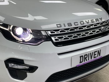 Used Land Rover Discovery Sport 2017 for sale - 77341303: Photo